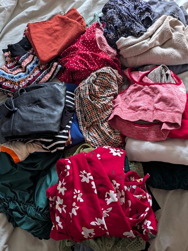 Ladies clothes reseller bundle - reseller,