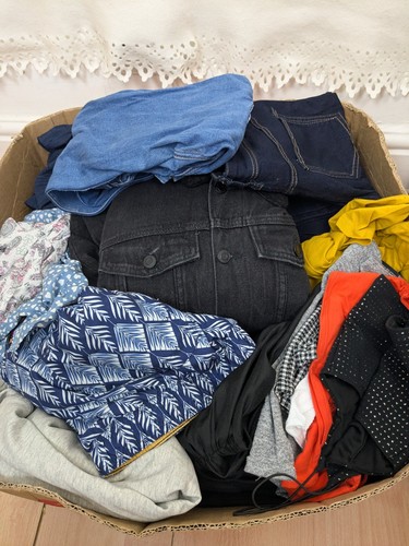 11kg adults clothing bundle - 11kg,