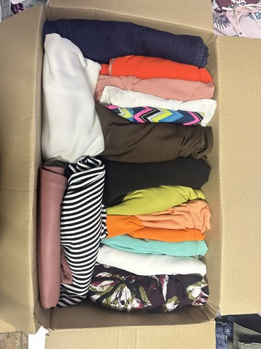 10kg mixed clothing bundle - clothing,